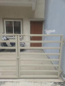 Balcony Image of 750 Sq.ft 1 BHK Builder Floor for rent in Awadhpuri Bhopal for Rs. 8500