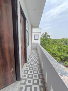 Balcony Image of 1850 Sq.ft 2 BHK Builder Floor for rent in Palam Vihar Gurgaon for Rs. 40000