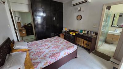 Bedroom Image of 2700 Sq.ft 4 BHK Apartment / Flat for sale in CGHS Developer Navyug Apartments, Sushant Lok Phase 1 Gurgaon for Rs. 43000000