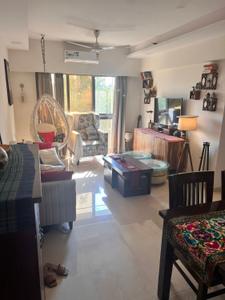 Hall Image of 725 Sq.ft 2 BHK Apartment / Flat for sale in Andheri West Mumbai for Rs. 23000000
