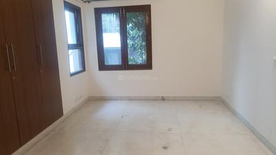Bedroom Image of 1850 Sq.ft 3 BHK Independent House for rent in Safdarjung Enclave New Delhi for Rs. 80000