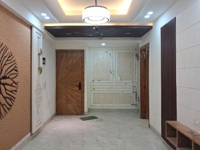 Living Room Image of 1650 Sq.ft 3.5 BHK Apartment / Flat for sale in Capital Home 102, Sector 102 Noida for Rs. 7000000