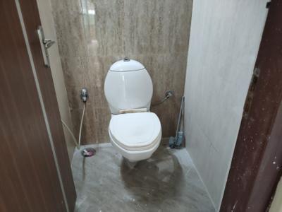 Bathroom Image of 710 Sq.ft 1 BHK Apartment / Flat for rent in Regency Sarvam, Titwala Thane for Rs. 9500