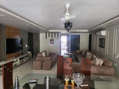 4 BHK Independent Builder Floor