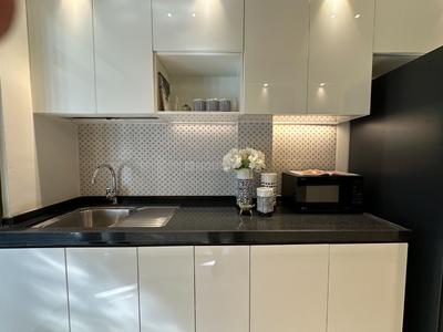 Kitchen Image of 1727 Sq.ft 4 BHK Apartment / Flat for sale in Lodha Divino, Matunga East Mumbai for Rs. 84600000