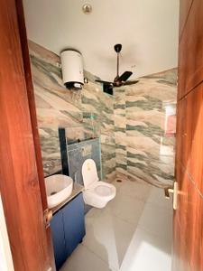 Bathroom Image of 1650 Sq.ft 3 BHK Apartment / Flat for sale in Avas Vikas Colony Rishikesh for Rs. 11500000