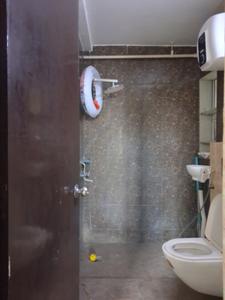 Common Bathroom Image of 849 Sq.ft 2 BHK Apartment / Flat for sale in Jaypee Aman, Sector 151 Noida for Rs. 6500000