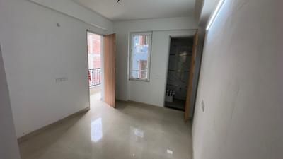 Bedroom Image of 600 Sq.ft 2 BHK Apartment / Flat for sale in Rajpur New Delhi for Rs. 4000000