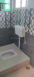 Bathroom Image of 900 Sq.ft 2 BHK Builder Floor for rent in Singhaul Dih Begusarai for Rs. 8500