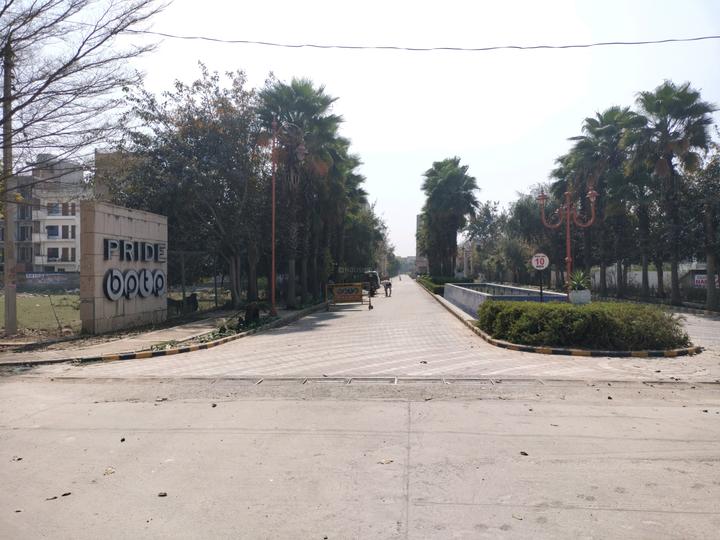 Sector 77 Main Image 1