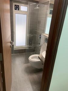 Bathroom Image of 786 Sq.ft 2 BHK Apartment / Flat for sale in Shapoorji Pallonji BKC 28, Bandra East Mumbai for Rs. 28000000