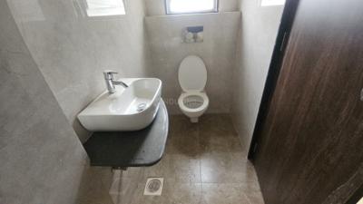 Bathroom Image of 740 Sq.ft 1.5 BHK Apartment / Flat for sale in Kothrud Pune for Rs. 12000000