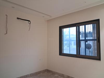 Bedroom Image of 1801 Sq.ft 3 BHK Builder Floor for sale in Paschim Vihar New Delhi for Rs. 32500000