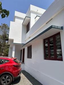 Image of 1500 Sq.ft 3 BHK Villa for sale in Angamaly, Kochi for Rs. 5800000