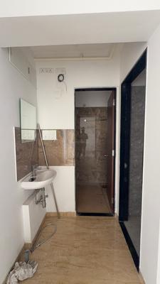 Bathroom Image of 620 Sq.ft 1 BHK Apartment / Flat for rent in VTP Leonara H Building, Mahalunge Pune for Rs. 22000