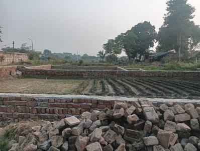 Image of 432 Sq.ft Residential Plot / Land for sale in Mithapur, New Delhi for Rs. 650000