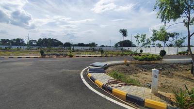 Image of 1100 Sq.ft Residential Plot / Land for sale in DRA Secura Phase 1, Soranjeri, Chennai for Rs. 5500000