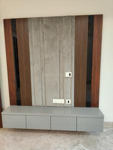 Bedroom Image of 1800 Sq.ft 3 BHK Builder Floor for sale in Shalimar Bagh New Delhi for Rs. 39500000