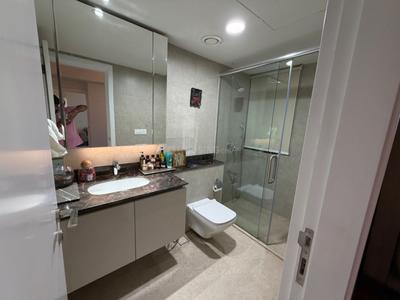 Image of 1752 Sq.ft 2 BHK Apartment / Flat for rent in DLF One Midtown, Karampura, New Delhi for Rs. 72000