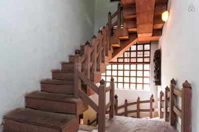 Image of 5000 Sq.ft 8 BHK Independent House for sale in Sector 40, Noida for Rs. 190000000