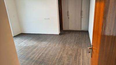 Bedroom Image of 2275 Sq.ft 3 BHK Apartment / Flat for rent in Sunworld Arista, Sector 168 Noida for Rs. 48000