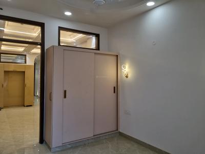 Bedroom Image of 1020 Sq.ft 3 BHK Builder Floor for sale in Hari Nagar New Delhi for Rs. 12500000
