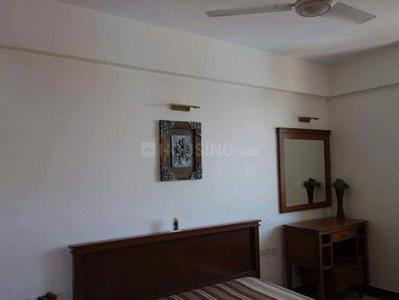 Bedroom Image of 998 Sq.ft 2 BHK Apartment / Flat for sale in Hiranandani Meadows, Thane West Thane for Rs. 20500000