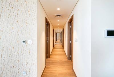 Image of 2715 Sq.ft 4 BHK Apartment / Flat for rent in Al Wasl, Dubai for Rs. 1170000