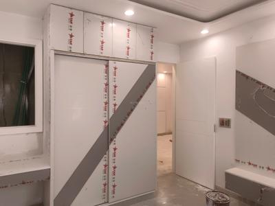 Bedroom Image of 1215 Sq.ft 4 BHK Apartment / Flat for sale in Sector 24 Rohini New Delhi for Rs. 10000000