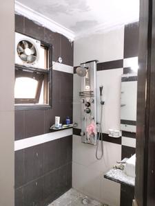 Common Bathroom Image of 2800 Sq.ft 4 BHK Apartment / Flat for sale in CGHS Best Residency, Sector 19 Dwarka New Delhi for Rs. 42500000