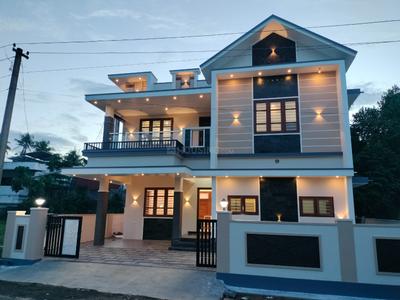 Image of 2200 Sq.ft 4 BHK Independent House for sale in Kakkanad, Kochi for Rs. 10500000