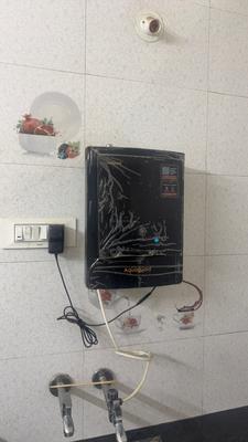 Kitchen Image of 600 Sq.ft 1 BHK Builder Floor for rent in Gokhalenagar Pune for Rs. 18200