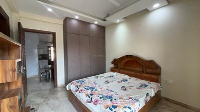Bedroom Image of 3078 Sq.ft 4 BHK Builder Floor for rent in Sector 52 Gurgaon for Rs. 77000
