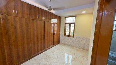 Bedroom Image of 1000 Sq.ft 3 BHK Builder Floor for rent in Mayur Vihar Phase 1 New Delhi for Rs. 30000