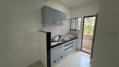 Kitchen Image of 600 Sq.ft 1 BHK Apartment / Flat for rent in Thanisandra Bengaluru for Rs. 23000