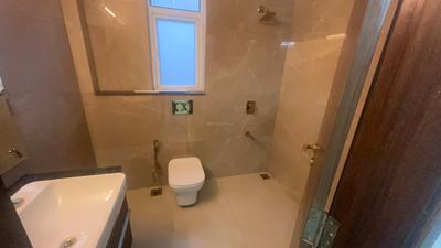 Image of 1012 Sq.ft 2 BHK Apartment / Flat for sale in Smartworld Orchard, Sector 61, Gurgaon for Rs. 17000000