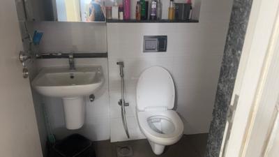 Image of 684 Sq.ft 2 BHK Apartment / Flat for rent in Rustomjee Urbania Aurelia, Thane West, Thane for Rs. 44500