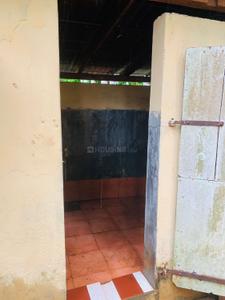 Balcony Image of 1100 Sq.ft 2.5 BHK Independent House for rent in Arayidathupalam Kozhikode for Rs. 16000