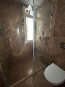 Bathroom Image of 4200 Sq.ft 4 BHK Apartment / Flat for rent in Prestige White Meadows, Whitefield Bengaluru for Rs. 210000