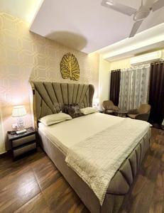 Bedroom Image of 400 Sq.ft 1 BHK Studio for rent in DLF Capital Greens Phase 1 And 2, Karampura New Delhi for Rs. 25000