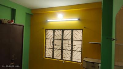 Bedroom Image of 850 Sq.ft 2 BHK Apartment / Flat for rent in South Dum Dum Kolkata for Rs. 11000
