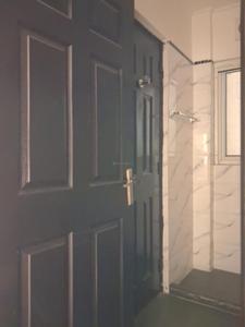 Common Bathroom Image of 1660 Sq.ft 3 BHK Apartment / Flat for sale in Dasnac The Jewel, Sector 75 Noida for Rs. 25300000