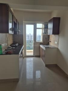 Kitchen Image of 890 Sq.ft 2 BHK Apartment / Flat for rent in Sethi Max Royal, Sector 76 Noida for Rs. 26000