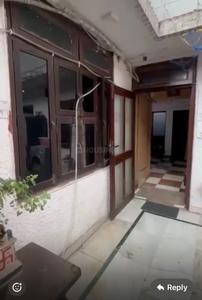 Image of 980 Sq.ft 2 BHK Builder Floor for sale in Shalimar Bagh, New Delhi for Rs. 14000000
