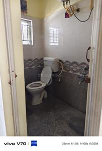 Bathroom Image of 600 Sq.ft 1 BHK Builder Floor for rent in Doddanekundi Bengaluru for Rs. 16000