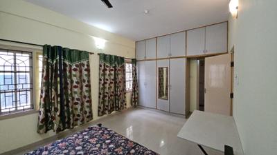 Bedroom Image of 1100 Sq.ft 2 BHK Apartment / Flat for rent in Indira Nagar Bengaluru for Rs. 45000