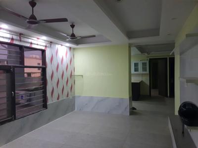 Living Room Image of 1850 Sq.ft 3 BHK Builder Floor for rent in Sector 69 Gurgaon for Rs. 36000