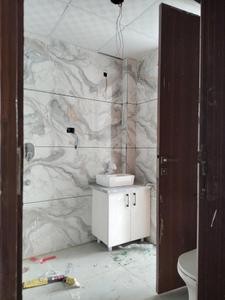 Common Bathroom Image of 1095 Sq.ft 2 BHK Apartment / Flat for sale in Devla Greater Noida for Rs. 3900300