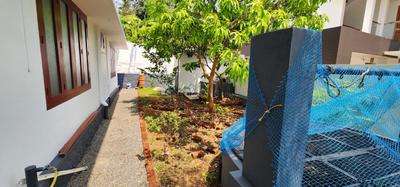 Balcony Image of 1600 Sq.ft 3 BHK Independent House for sale in Puthenangady Kottayam for Rs. 16000000