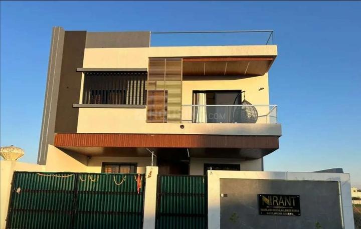 Mahalaxmi Main Image 1